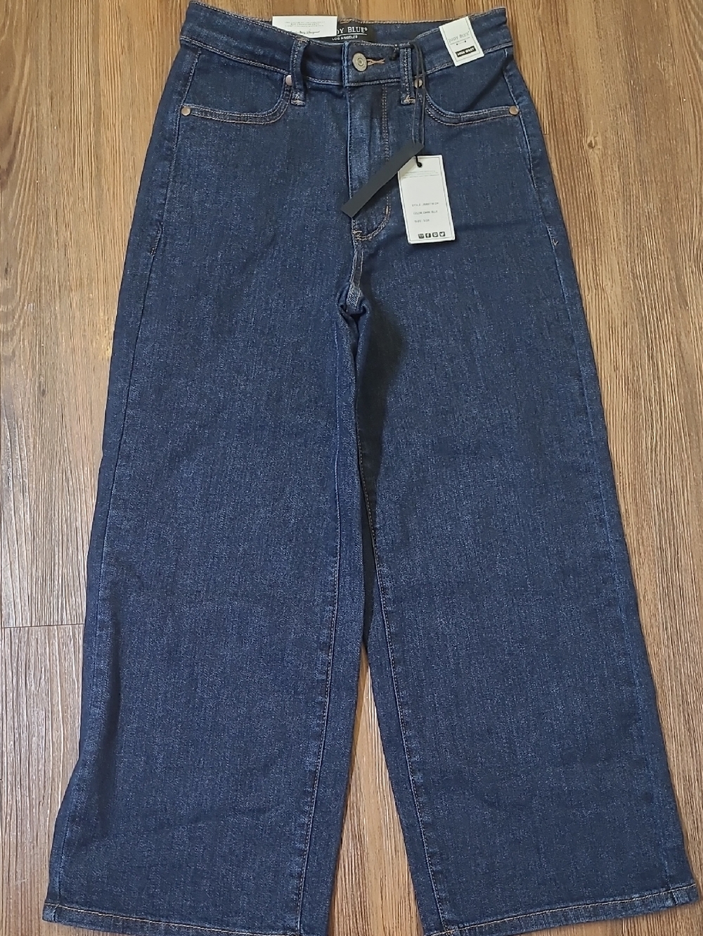 Judy Blue Dark Blue Wide-Leg women's Jeans new 3/26 color blue wide leg.
